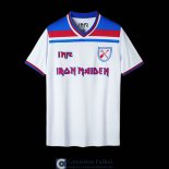 Camiseta West Ham United x Iron Maiden Retro 2020/2021